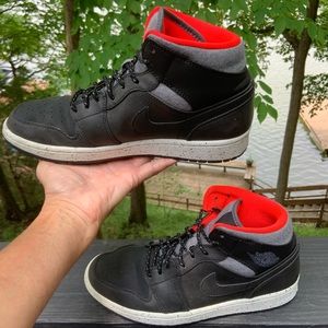 Like New Air Jordan 1 Athletic Shoe Men 8.5 Womens 10